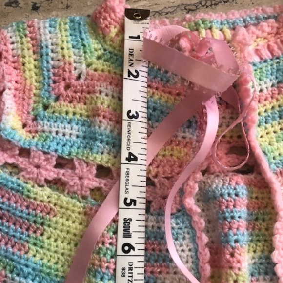 Infant New Born Baby Hand Crotched Sweater & Cap - Picture 7 of 10